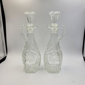 Vintage ANCHOR HOCKING Prescut Clear Cruet EAPC Glass Starburst - set of 2